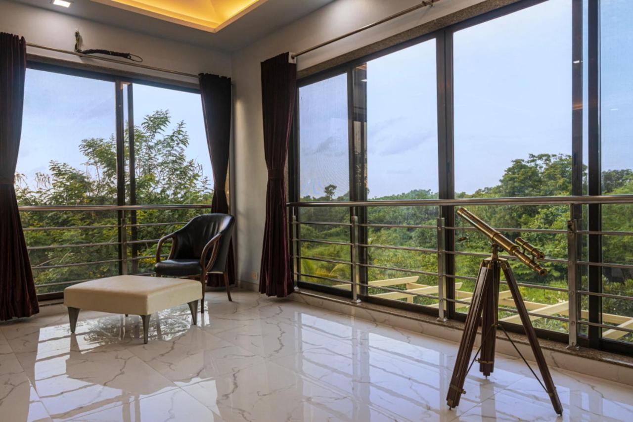 Saffronstays Aura, Alibaug - Luxury Pool Villa With A Game Room And Spacious Lawn 阿里巴格 外观 照片